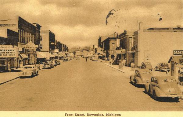 Dowagiac Theatre - Dowagiac Theaters From The Collection Of Robert E Plucienik (newer photo)